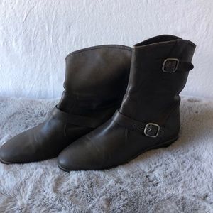 Ladies Brown UGG leather boots